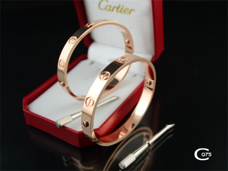 Cartier Bracelet 018